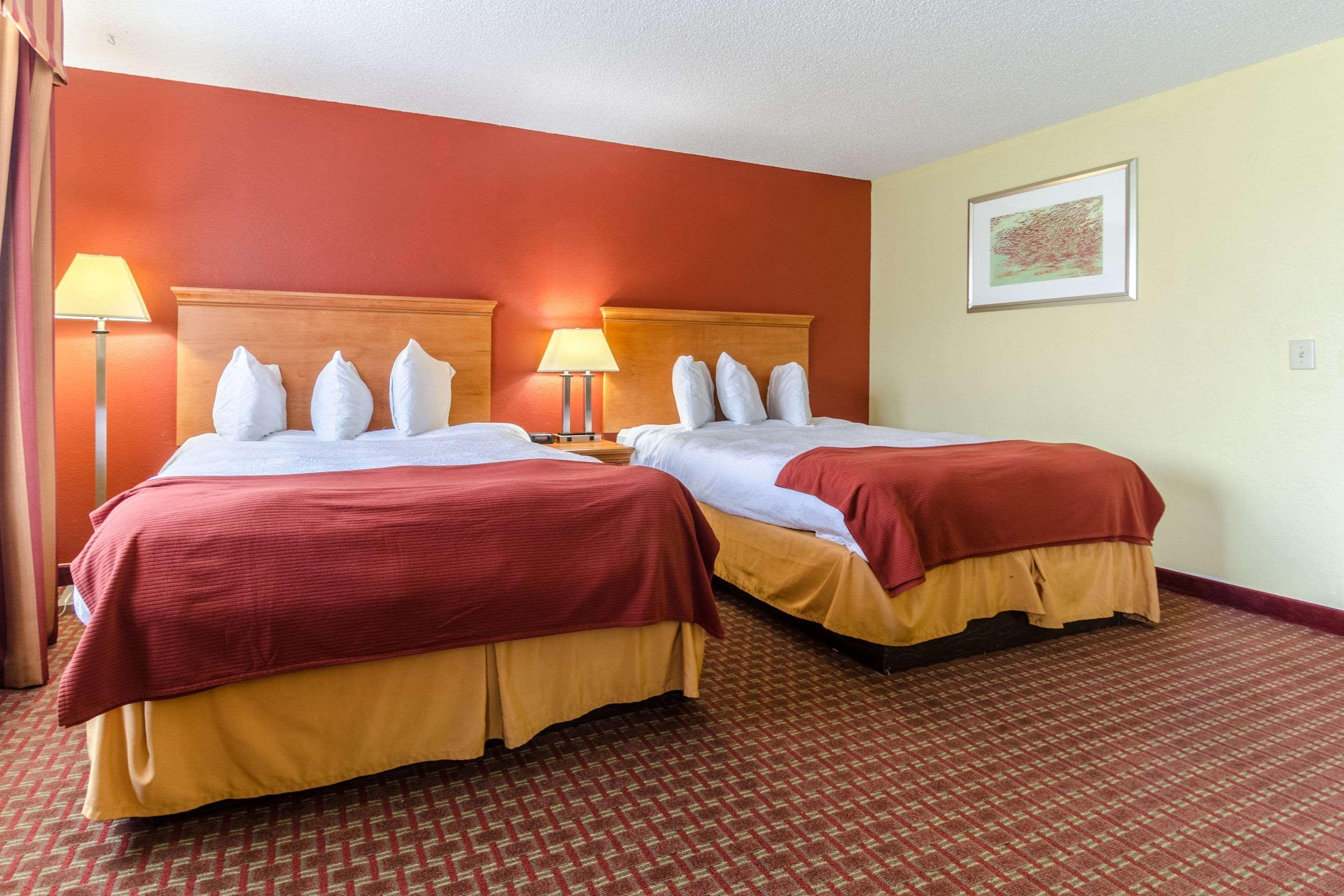Rodeway Inn & Suites Jacksonville Near Camp Lejeune Eksteriør bilde